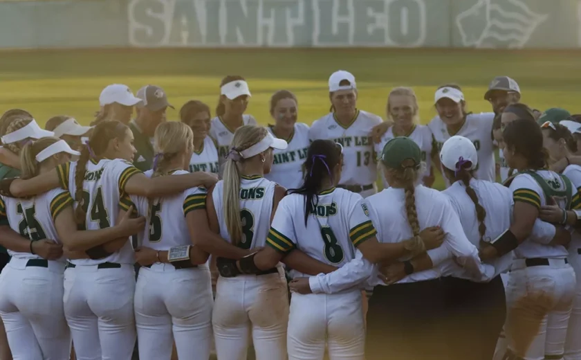 st.leo-softball-team-2